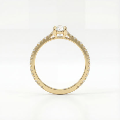 Éternité Oval Ring